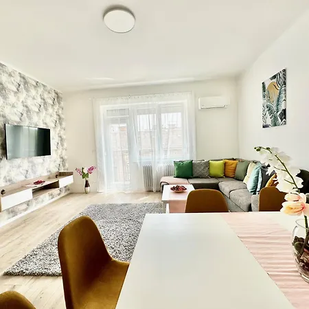 Dob House I 2bdrm I 2bthrm Budapest