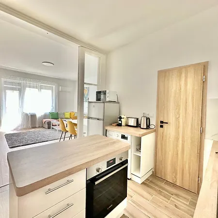 Apartmán Dob House I 2bdrm I 2bthrm *