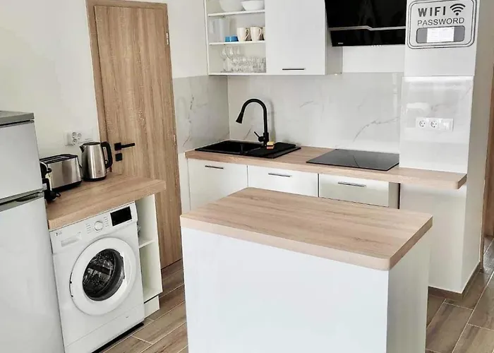 Dob House I 2bdrm I 2bthrm *
